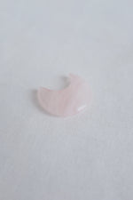 Gentle moonstone for emotional support