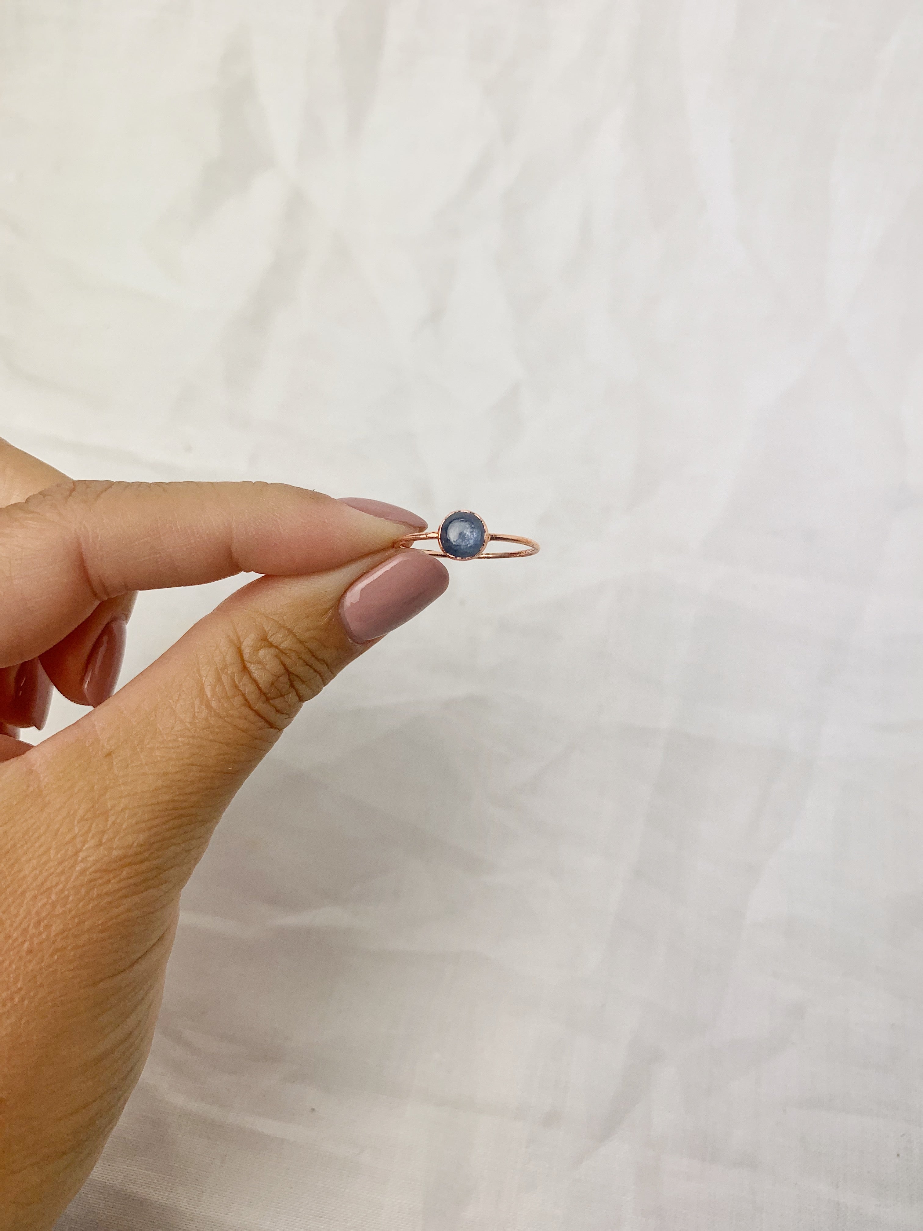 Round Kyanite Ring